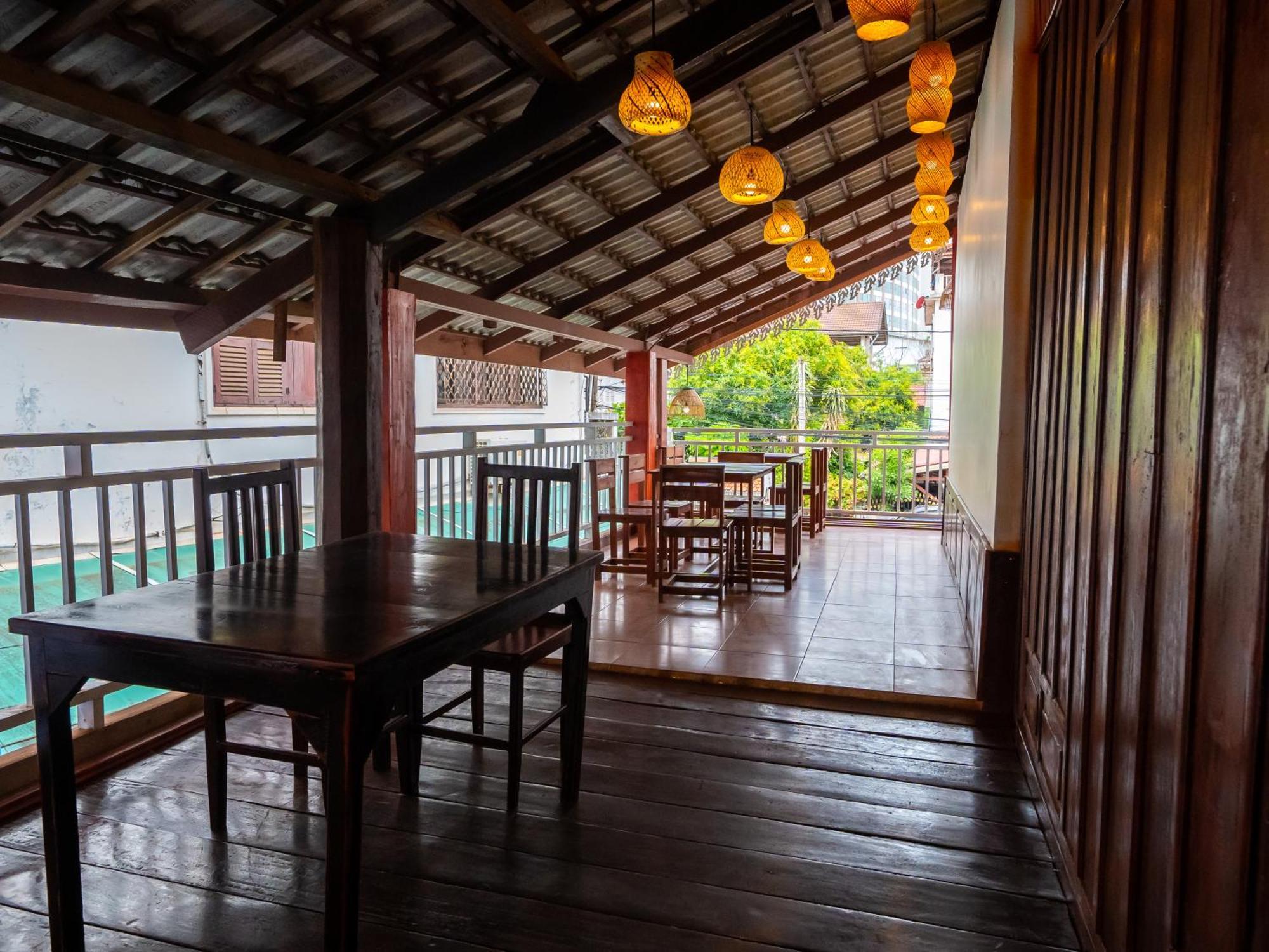 Vientiane Ruby Villa Hotel Luaran gambar